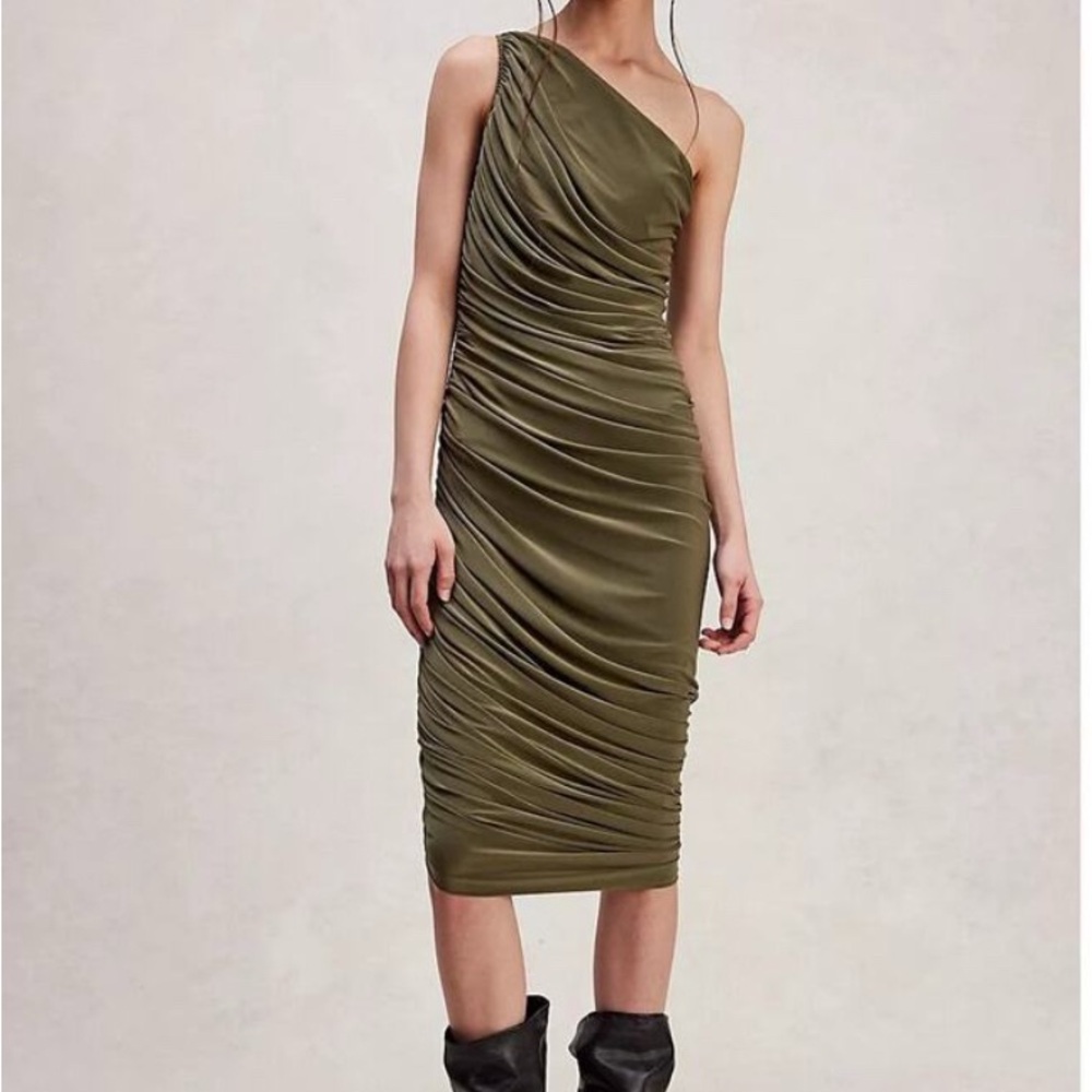 Norma Kamali Diana Dress to Knee